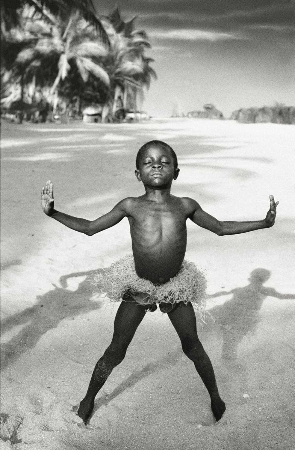 Lot 40 - Lambro Tsiliyiannis (South Africa 20th Century)